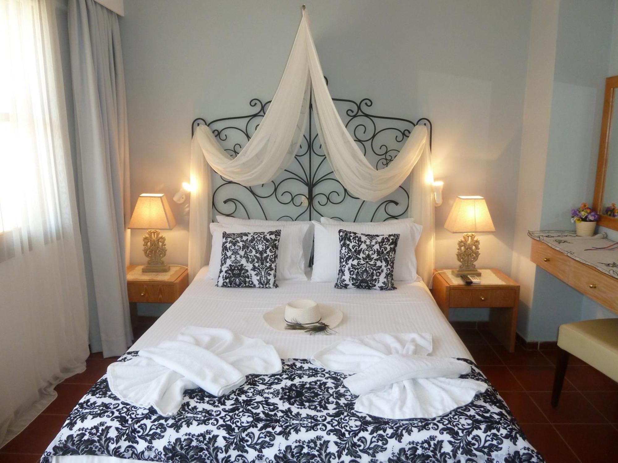 Calergi Residence - Holidays In Crete Аципопуло Экстерьер фото